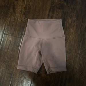 LULULEMON MAUVE COLORED SHORTS